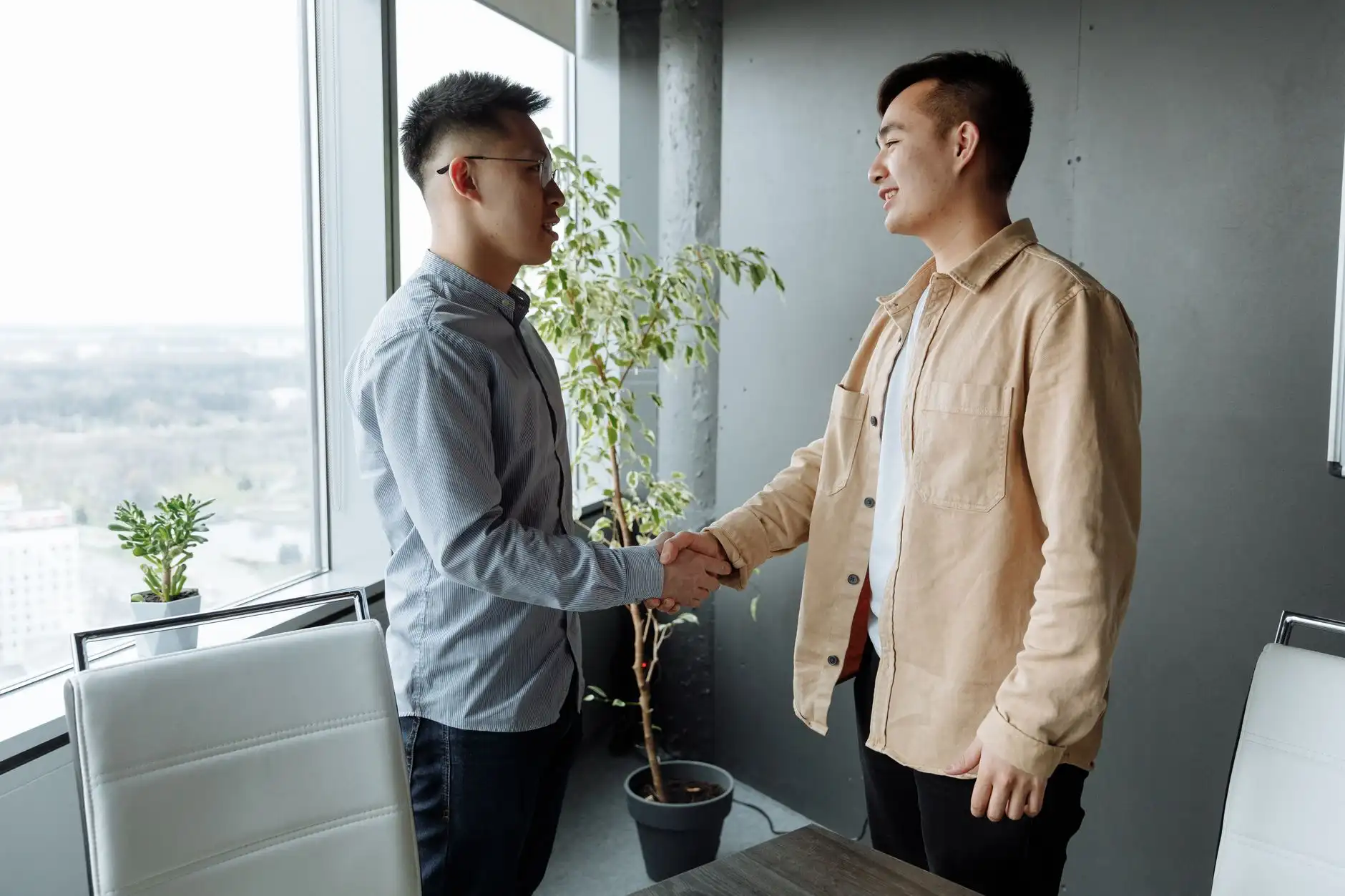 上海企业办公网络设备采购指南：路由器与交换机选型要点