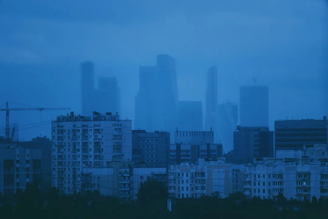 上海企业办公设备与电脑配件采购渠道对比：如何选择可靠的供应商